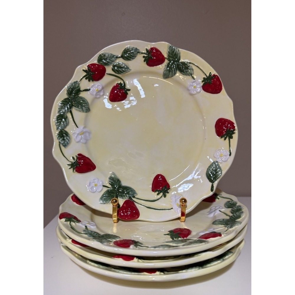 Set of 4 Potters Studio 8" Salad / Dessert Plates Raised Strawberry Design